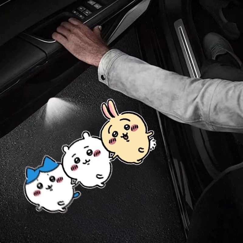 Wireless Door Sensor - ไฟต้อนรับประตูรถไร้สาย Chiikawa ไฟฉายเซ็นเซอร์อัตโนมัติแบบฉายลงพื้น ไฟฉาย LED ฉายภาพ